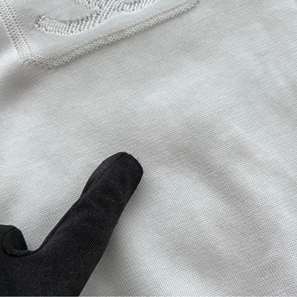 Auth Chanel Classic CC Logo White Knit Top - Size 38 - Picture 3 of 12